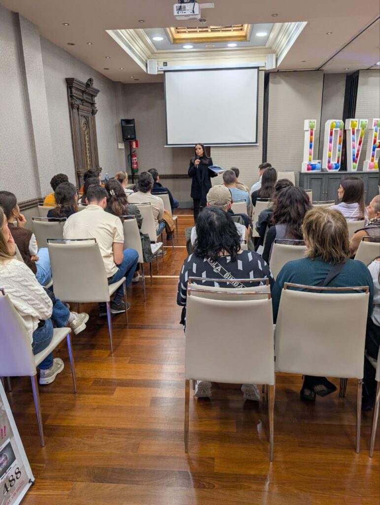 photo_2025-11-20_10-02-45